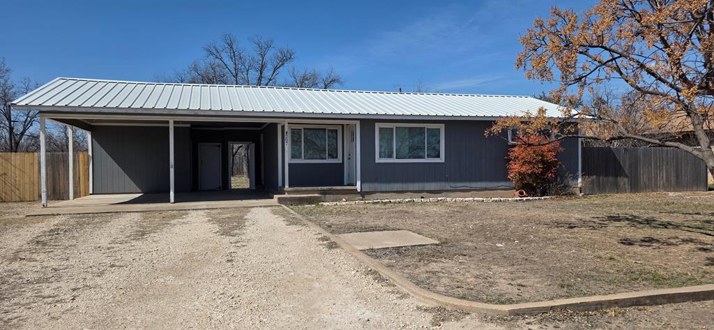 207 Maddox St, Eden, Texas image 1