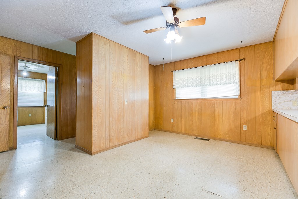 800 Pecan St, Miles, Texas image 16