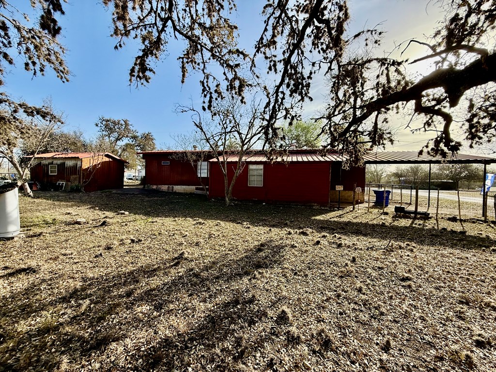 200 N Pecos St, Camp Wood, Texas image 6
