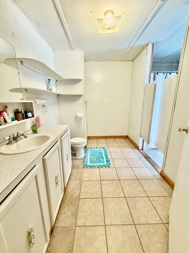 200 N Pecos St, Camp Wood, Texas image 30