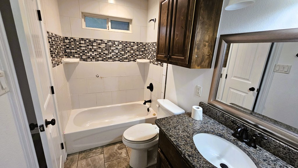 613 N Adams Ave, San Angelo, Texas image 9