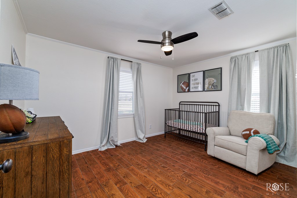 509 W 10th St, Miles, Texas image 11
