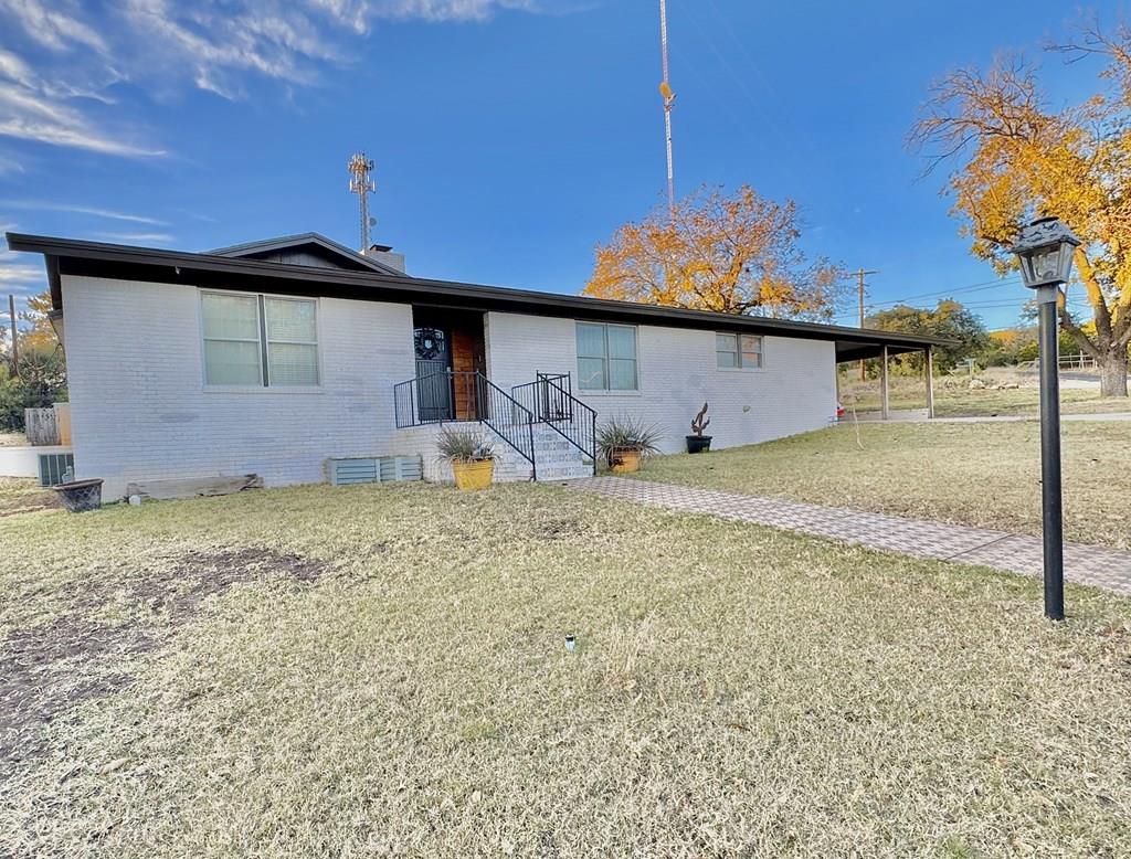 319 Edgemont Rd, Sonora, Texas image 1