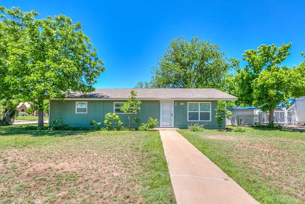 54 E 8th St, San Angelo, Texas image 2