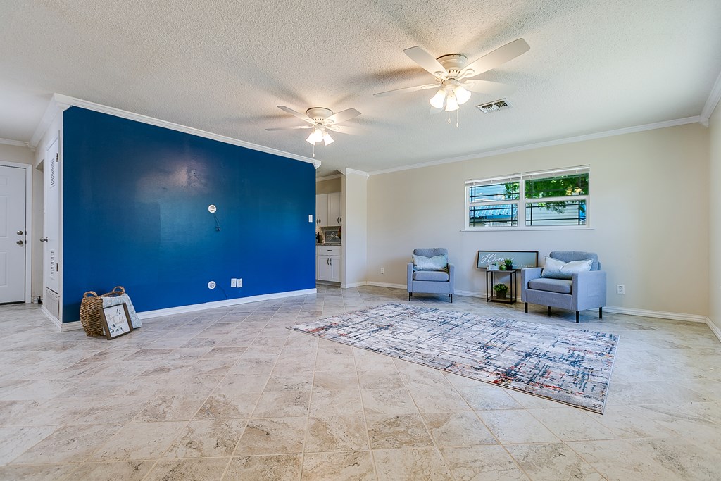 54 E 8th St, San Angelo, Texas image 4