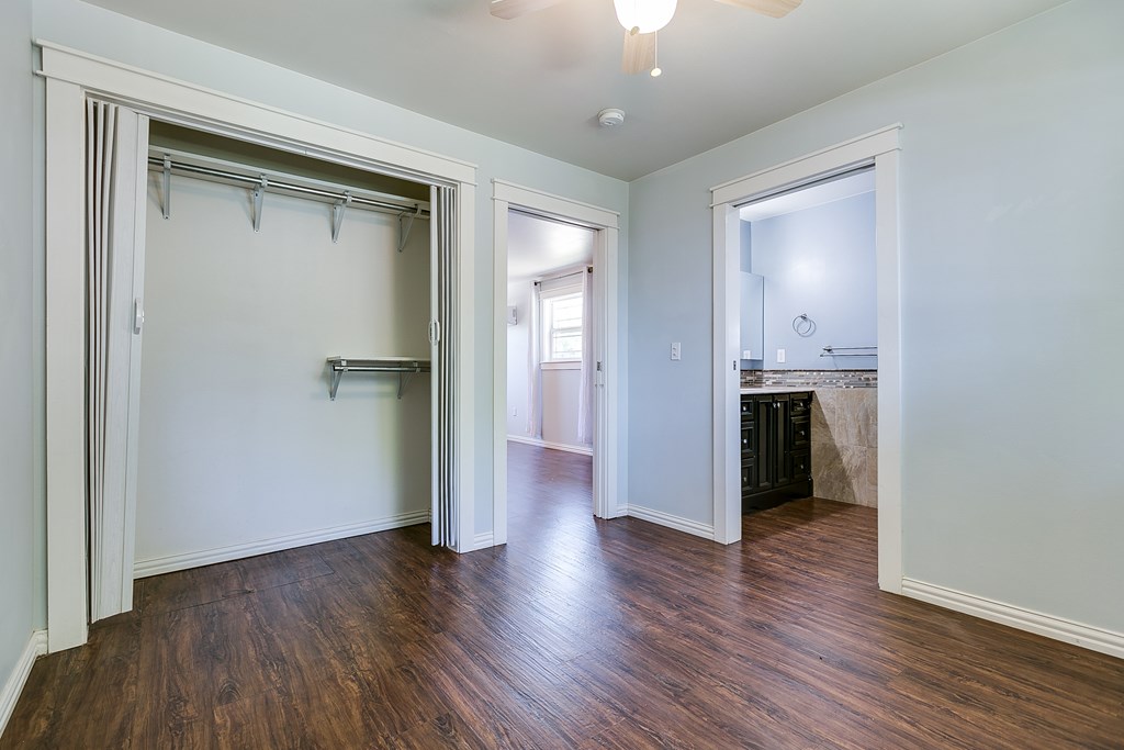 54 E 8th St, San Angelo, Texas image 35