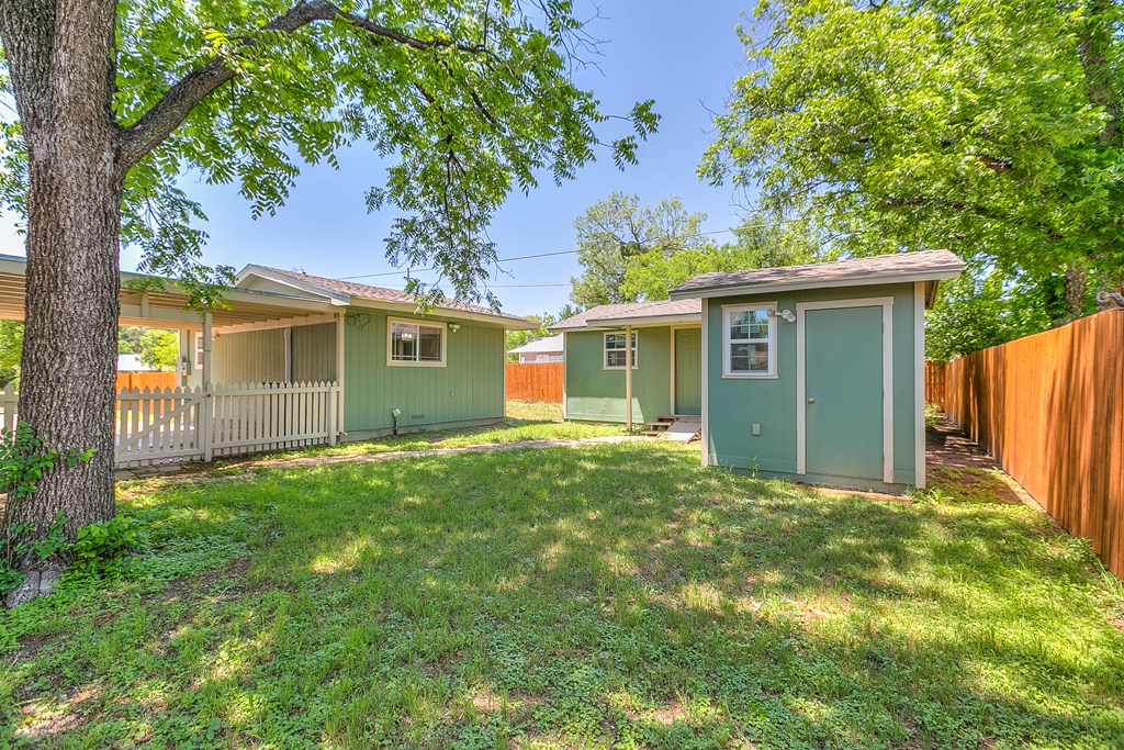 54 E 8th St, San Angelo, Texas image 24
