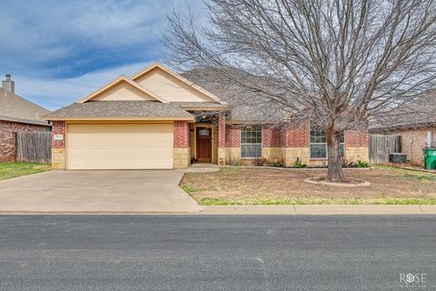 Homes For Sale - 3914 Blair Lane<br/> San Angelo, TX 76904