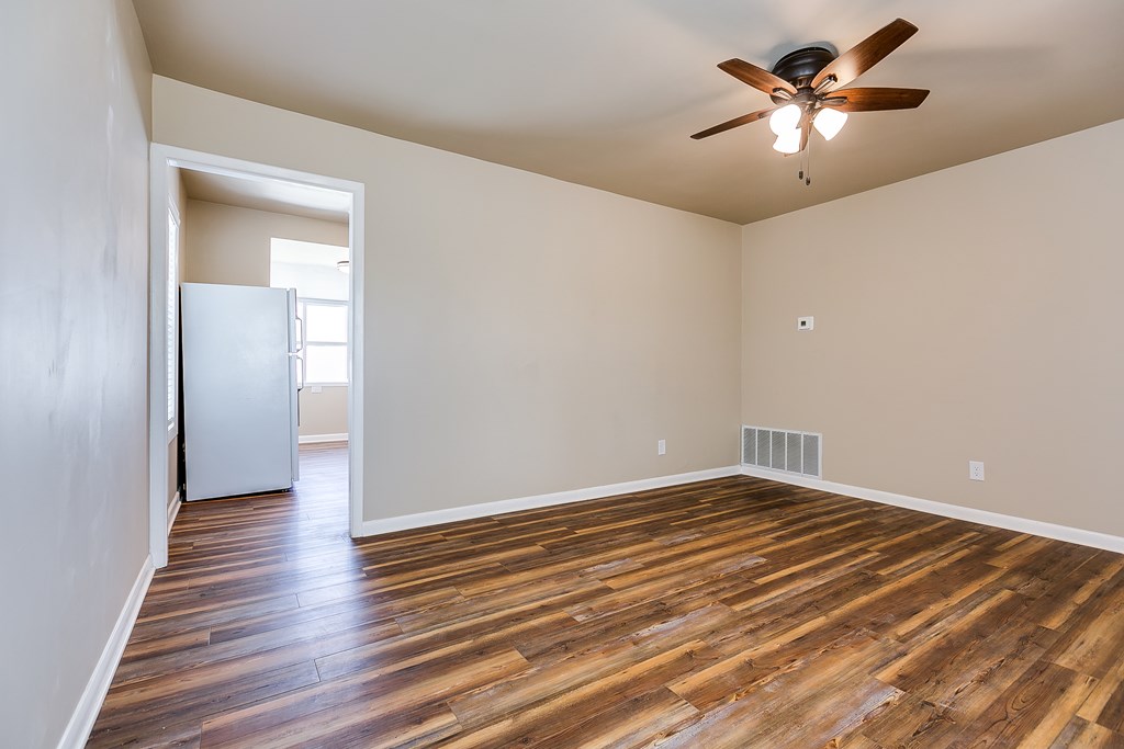 204 W 13th St, Robert Lee, Texas image 4