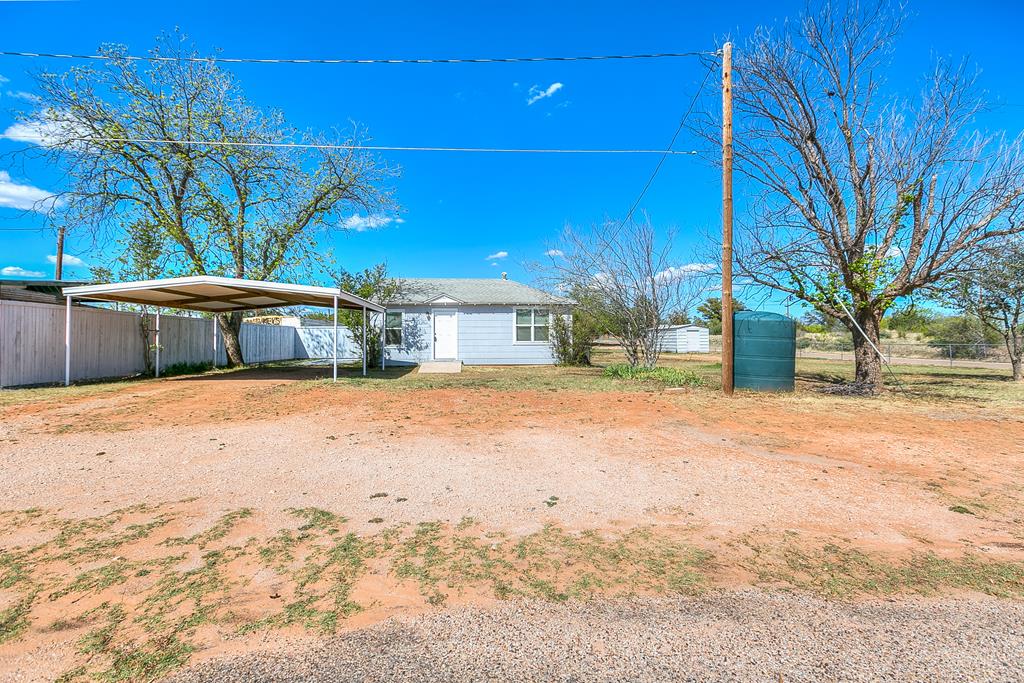 204 W 13th St, Robert Lee, Texas image 1