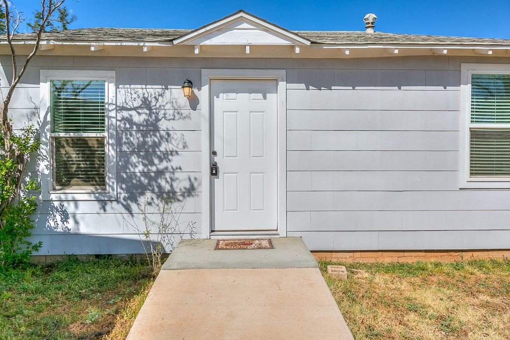 204 W 13th St, Robert Lee, Texas image 25