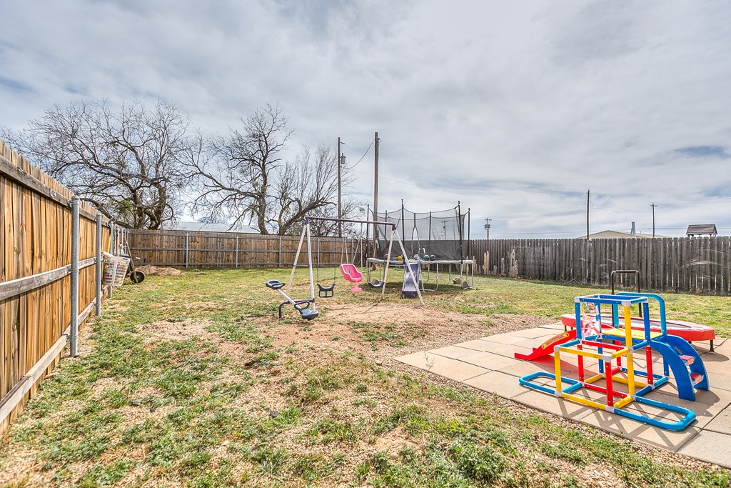 363 E 49th St, San Angelo, Texas image 23