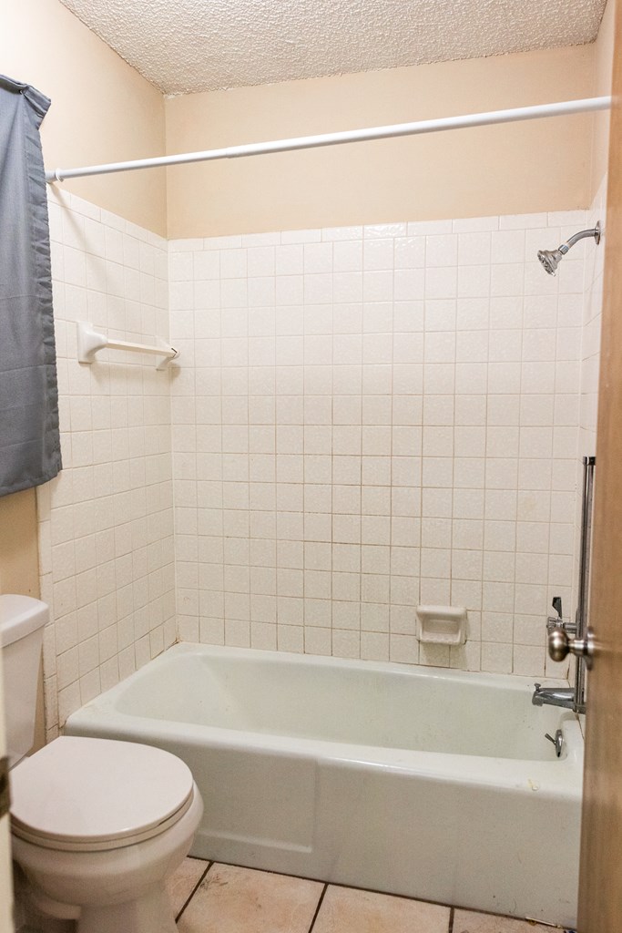 San Angelo, Texas 76904, United States, 4 Bedrooms Bedrooms, ,Residential,Pending,5355