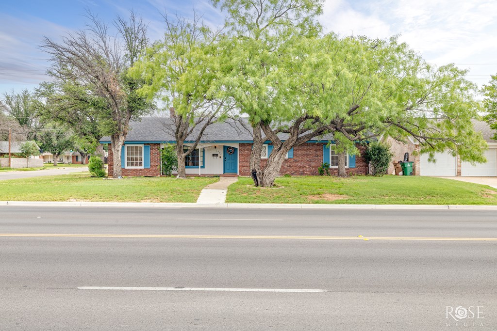 1902 College Hills Blvd, San Angelo, Texas image 2