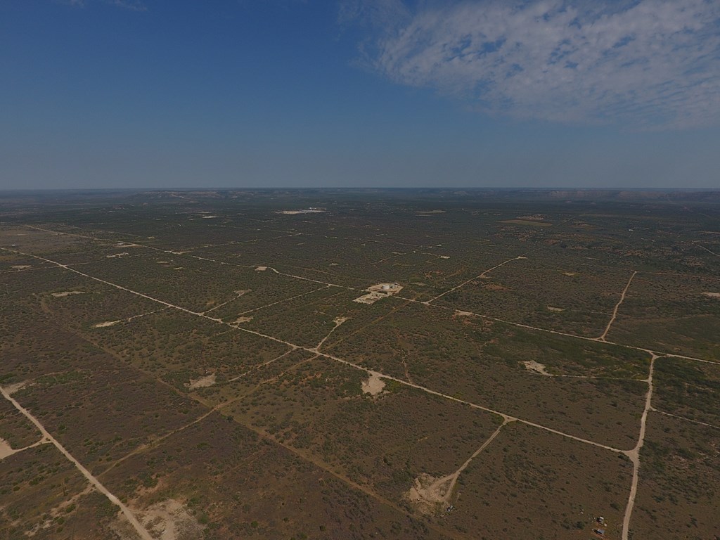 000 Silver Loop Rd, Robert Lee, Texas image 24