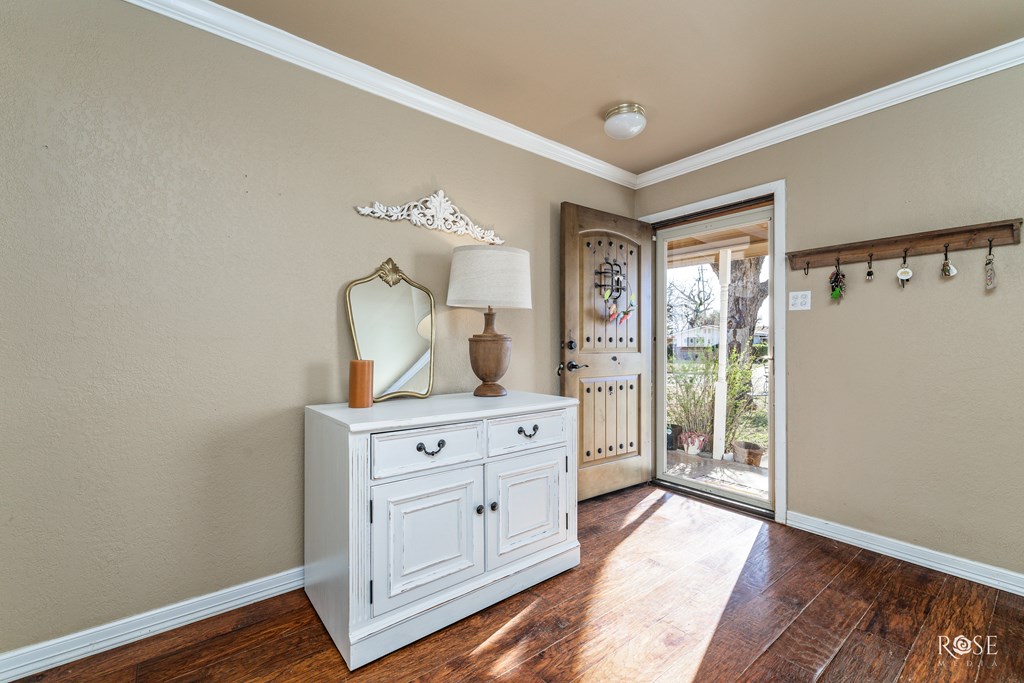 2018 St Mary St, San Angelo, Texas image 4