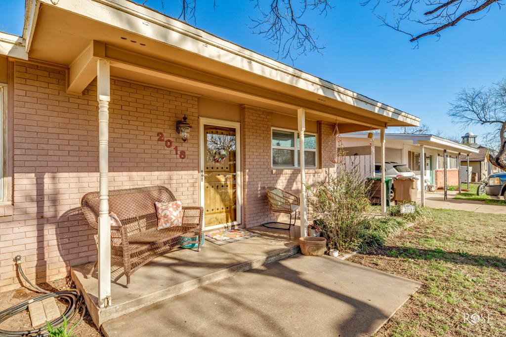 2018 St Mary St, San Angelo, Texas image 3