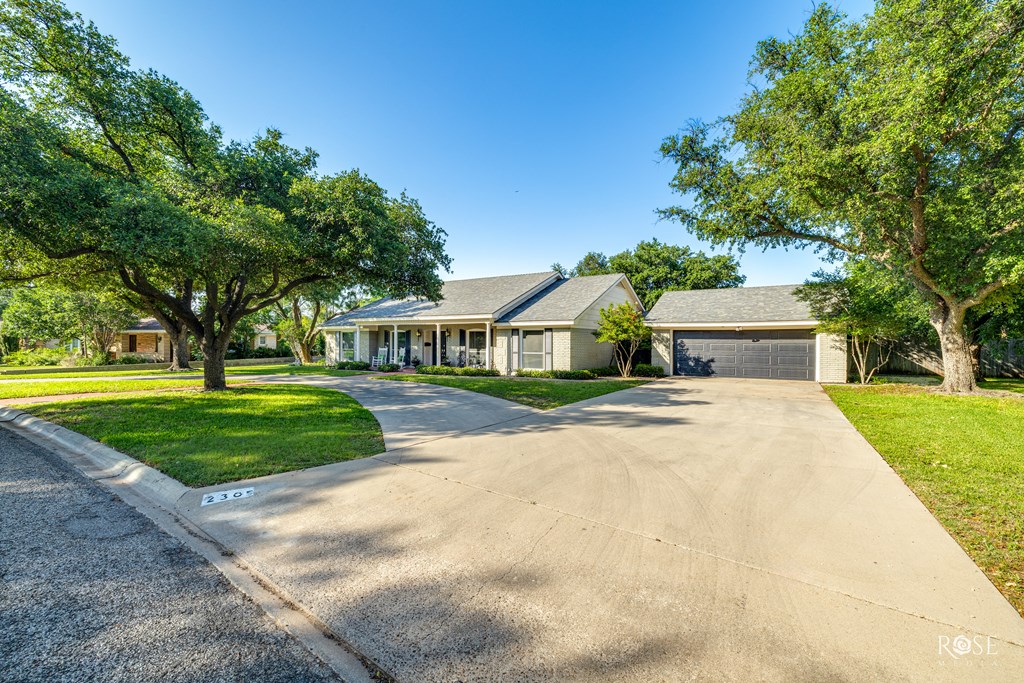 2305 Douglas Dr, San Angelo, Texas image 4