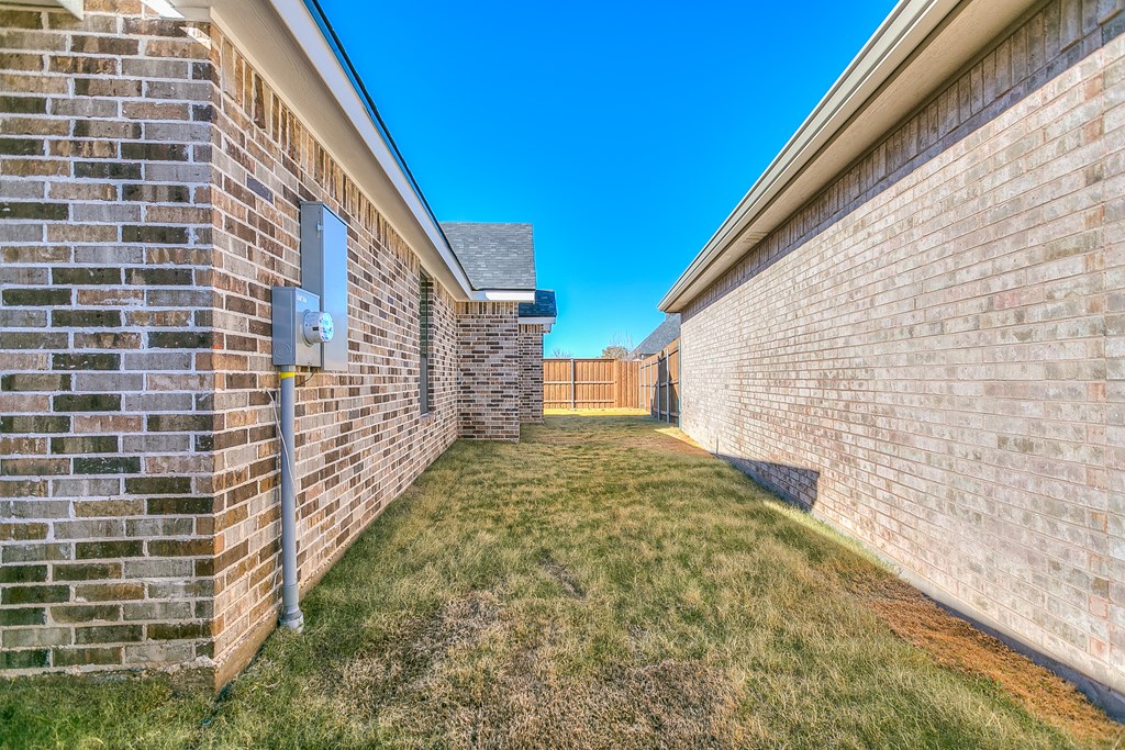 5305 Riviera Lane, San Angelo, Texas image 37