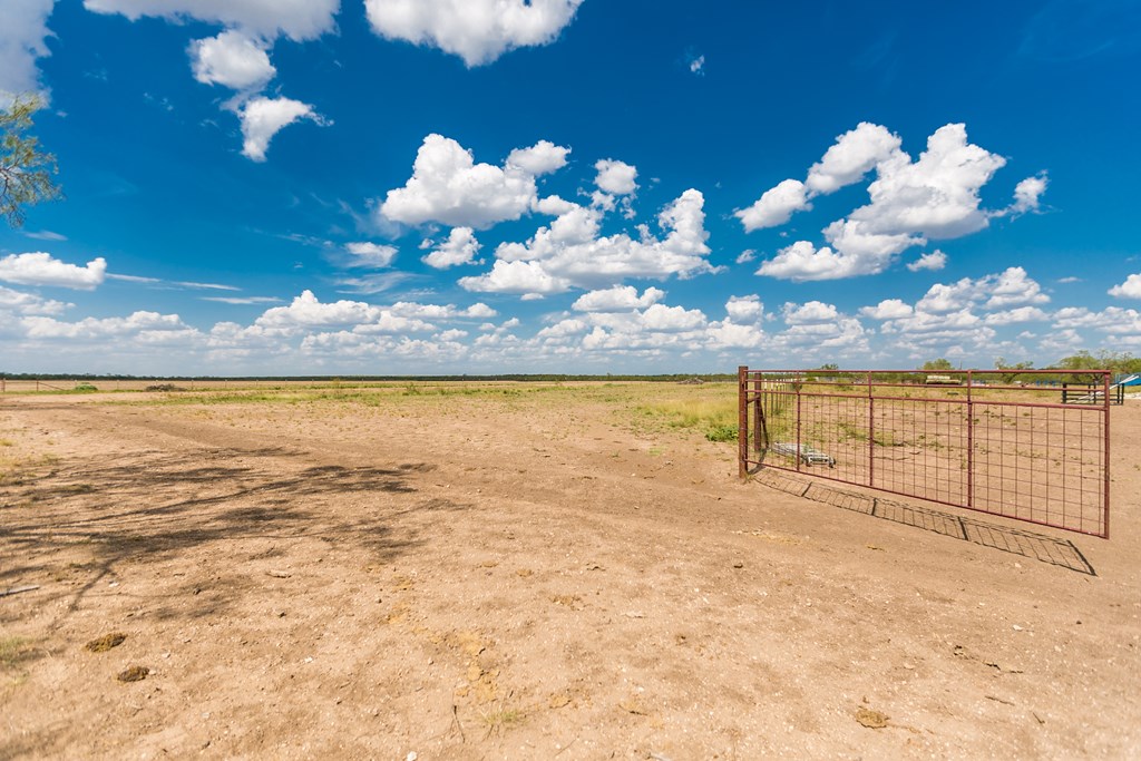 Other #AB855, Talpa, Texas image 28