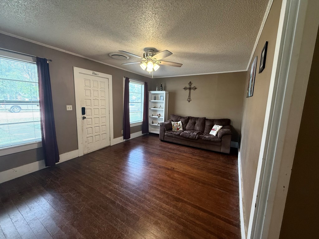714 Duke St, Eden, Texas image 8