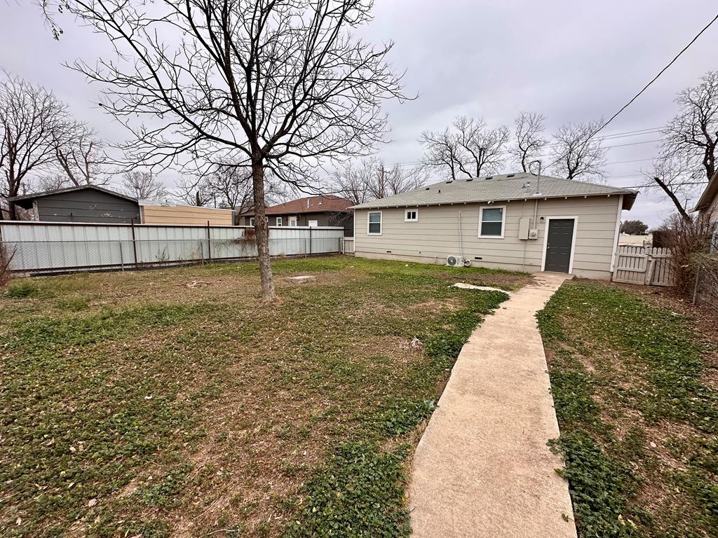 1150 E 18th St, San Angelo, Texas image 8