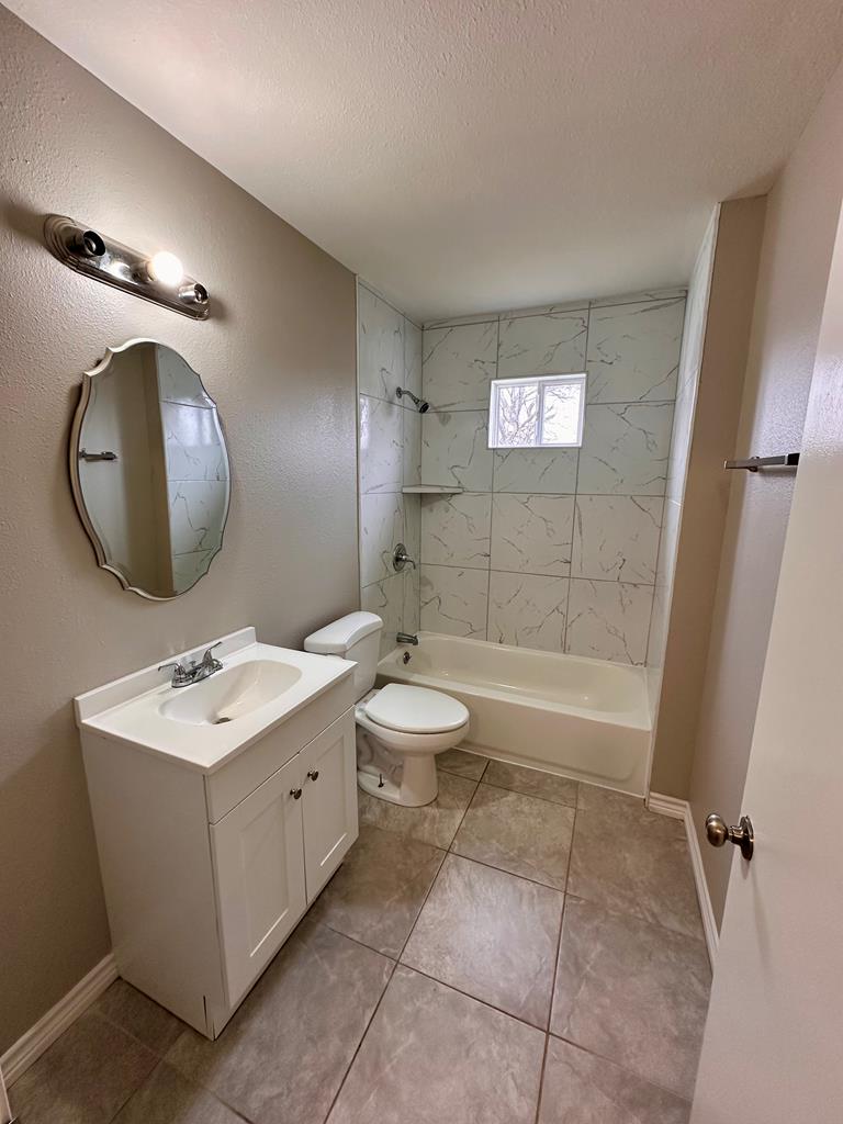 1150 E 18th St, San Angelo, Texas image 6