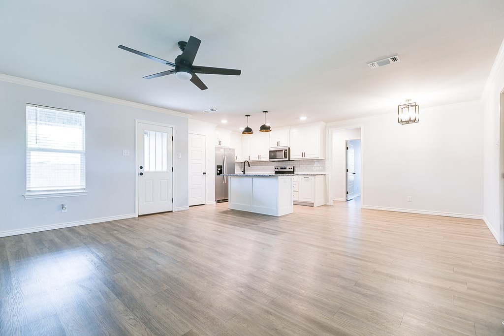 1117 E 26th St, San Angelo, Texas image 6