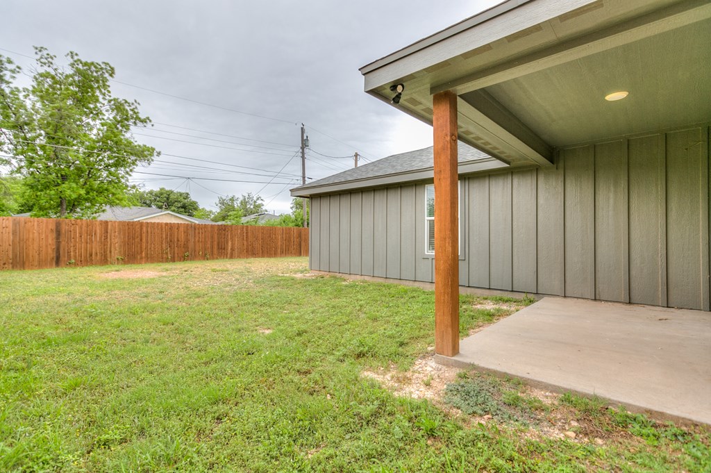 1117 E 26th St, San Angelo, Texas image 22