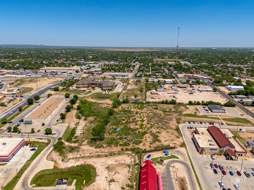 29th St, San Angelo, Texas image 6