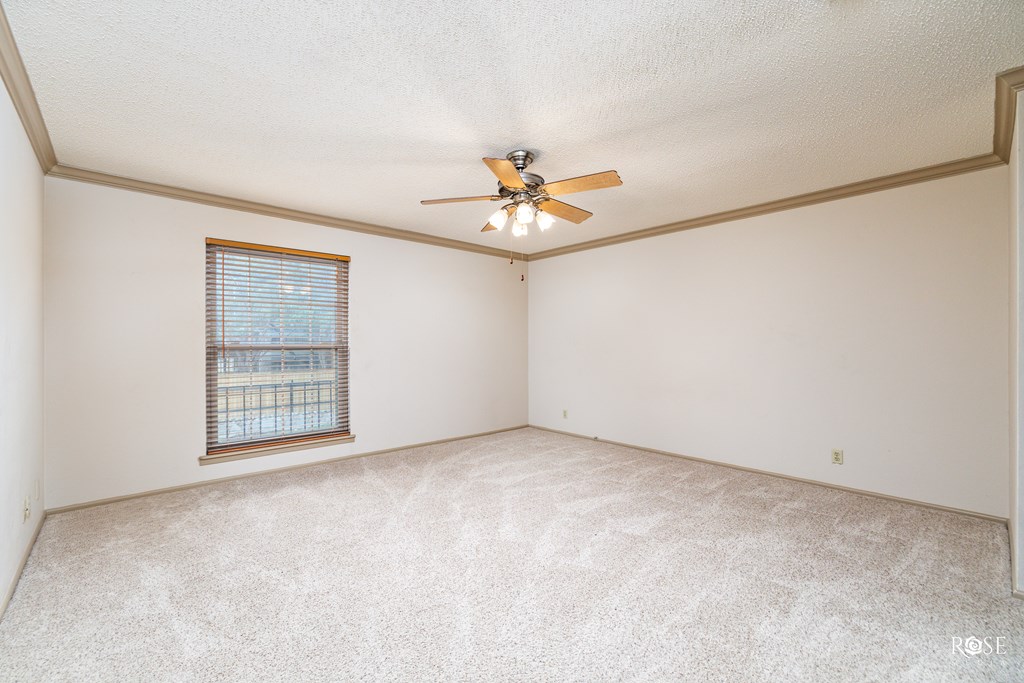 San Angelo, Texas 76901, United States, 2 Bedrooms Bedrooms, ,2 BathroomsBathrooms,Residential,Pending,68712