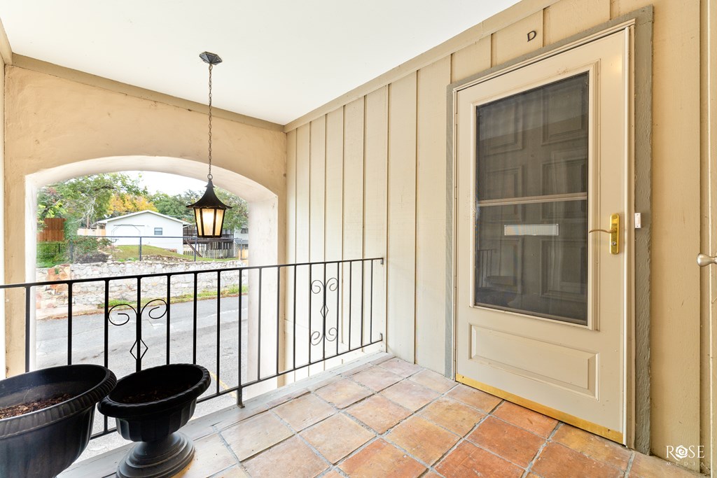 San Angelo, Texas 76901, United States, 2 Bedrooms Bedrooms, ,2 BathroomsBathrooms,Residential,Pending,68712