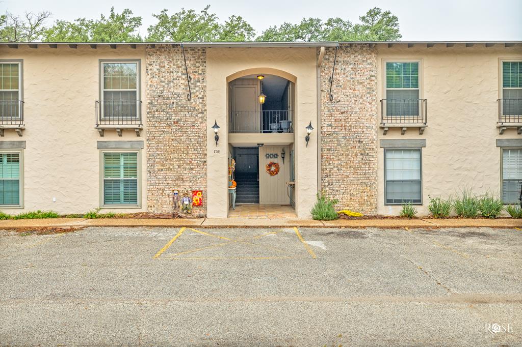 San Angelo, Texas 76901, United States, 2 Bedrooms Bedrooms, ,2 BathroomsBathrooms,Residential,Pending,68712