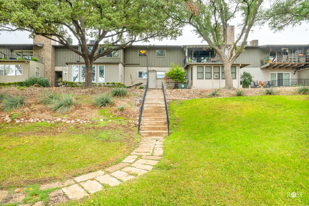 San Angelo, Texas 76901, United States, 2 Bedrooms Bedrooms, ,2 BathroomsBathrooms,Residential,Pending,68712