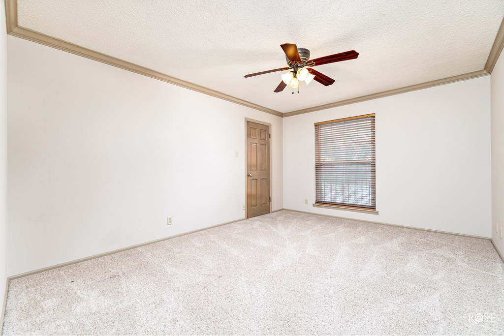 San Angelo, Texas 76901, United States, 2 Bedrooms Bedrooms, ,2 BathroomsBathrooms,Residential,Pending,68712
