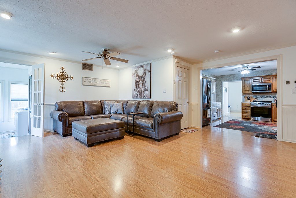 322 S Madison St, San Angelo, Texas image 10