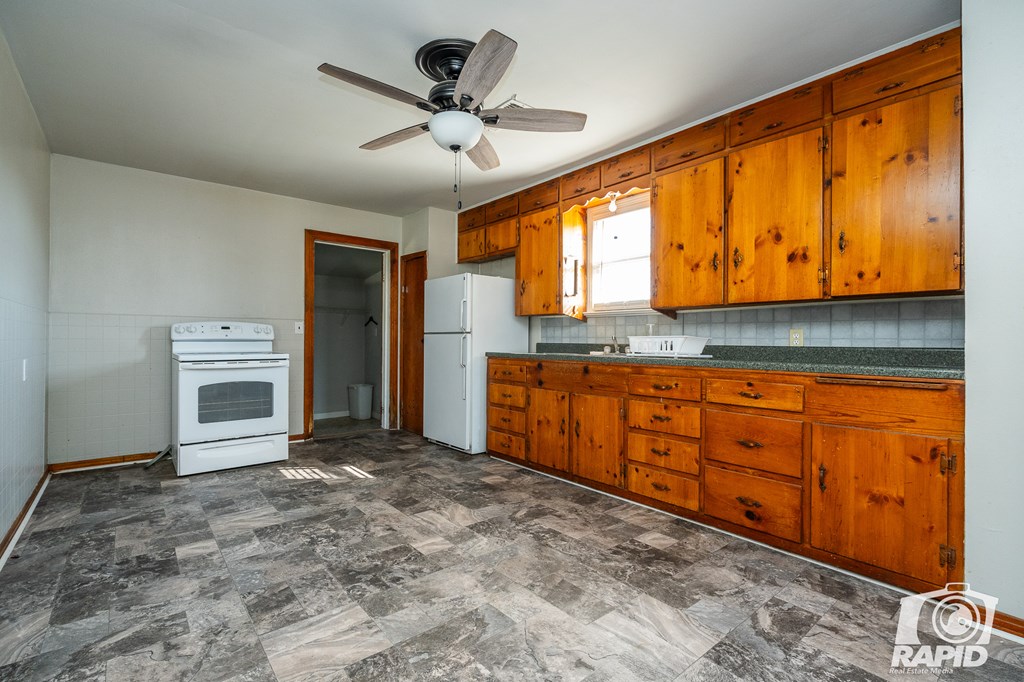 18 8th St, Sterling City, Texas image 8