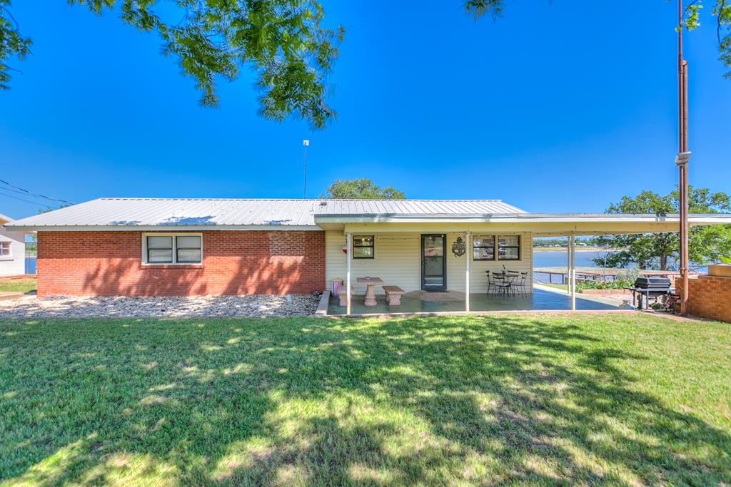 348 Eds Rd, Blackwell, Texas image 1