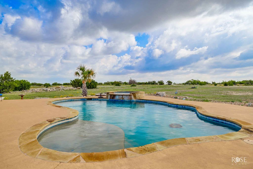 2799 Ridge Lane Rd, Christoval, Texas image 3