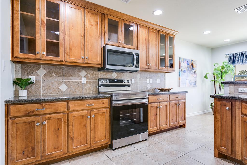1113 Windemere Circle, San Angelo, Texas image 17