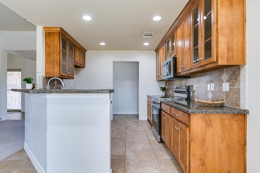 1113 Windemere Circle, San Angelo, Texas image 15