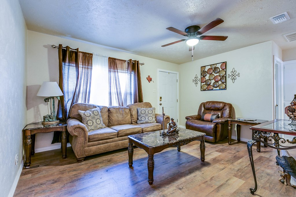 513 E 25th St, San Angelo, Texas image 6