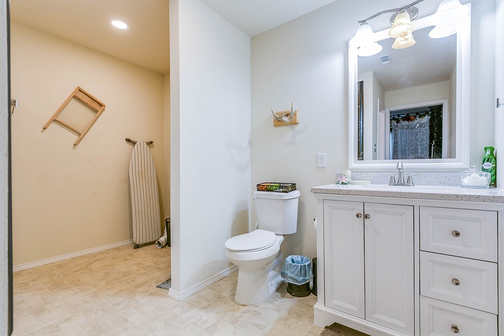 513 E 25th St, San Angelo, Texas image 17