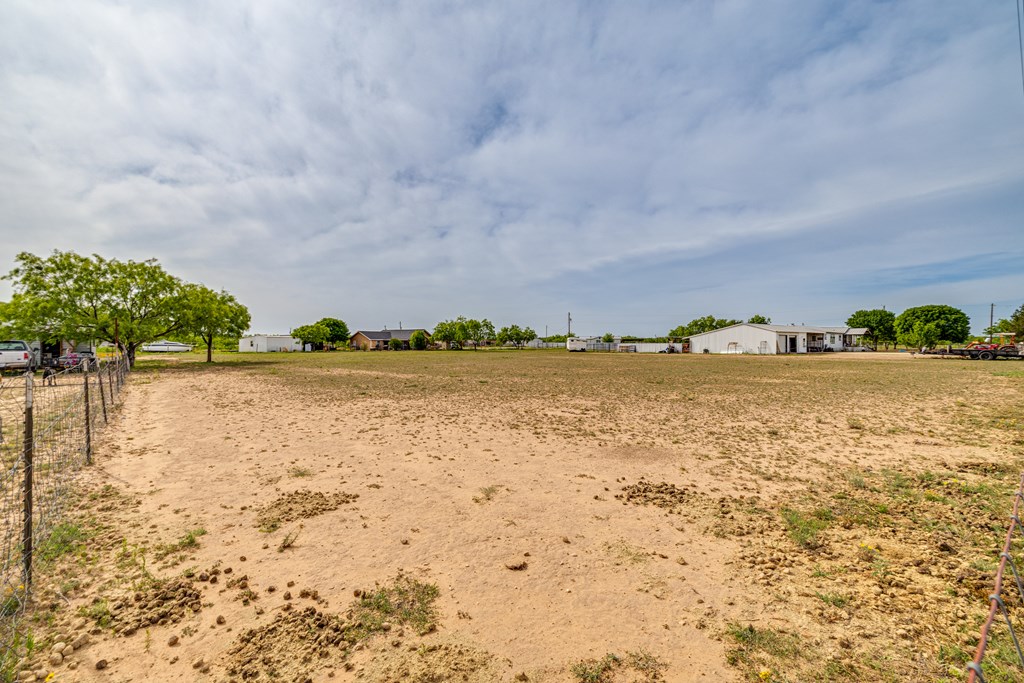 8918 Paradise Lane, San Angelo, Texas image 36