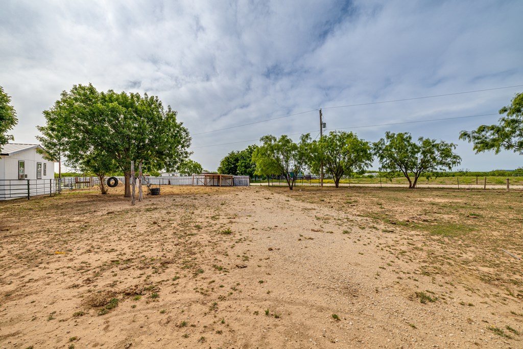 8918 Paradise Lane, San Angelo, Texas image 35