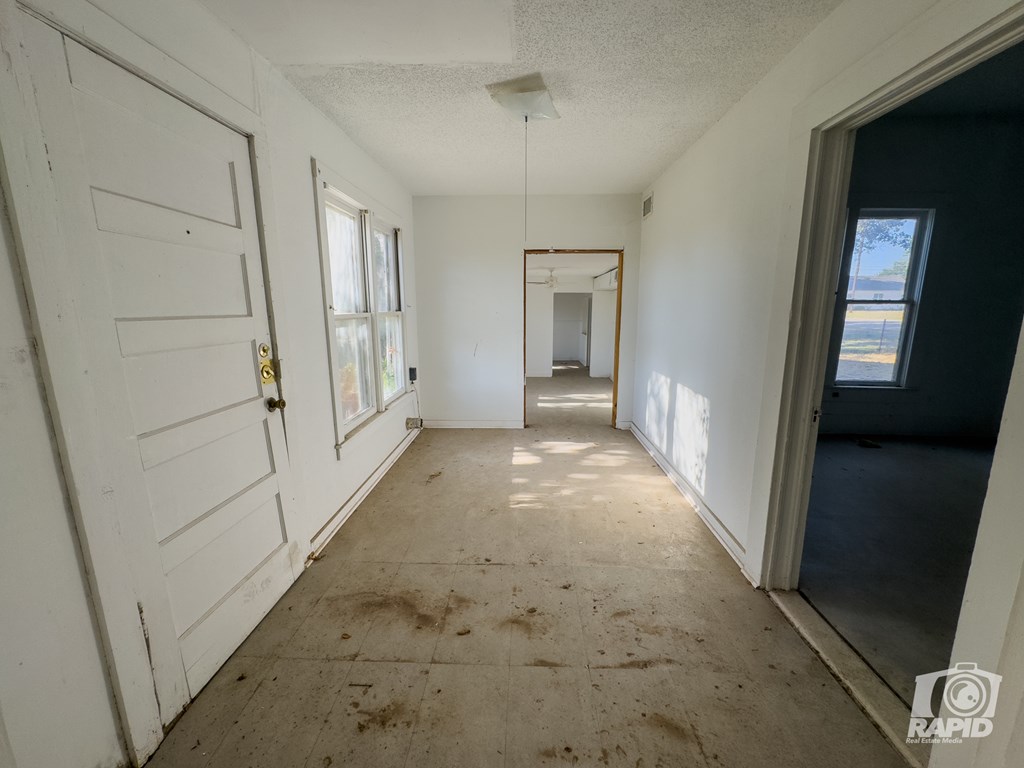 901 S Walnut St, Brady, Texas image 16