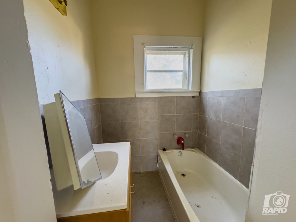 901 S Walnut St, Brady, Texas image 19