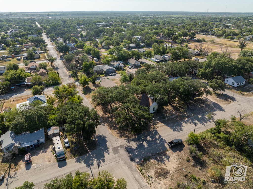 901 S Walnut St, Brady, Texas image 31