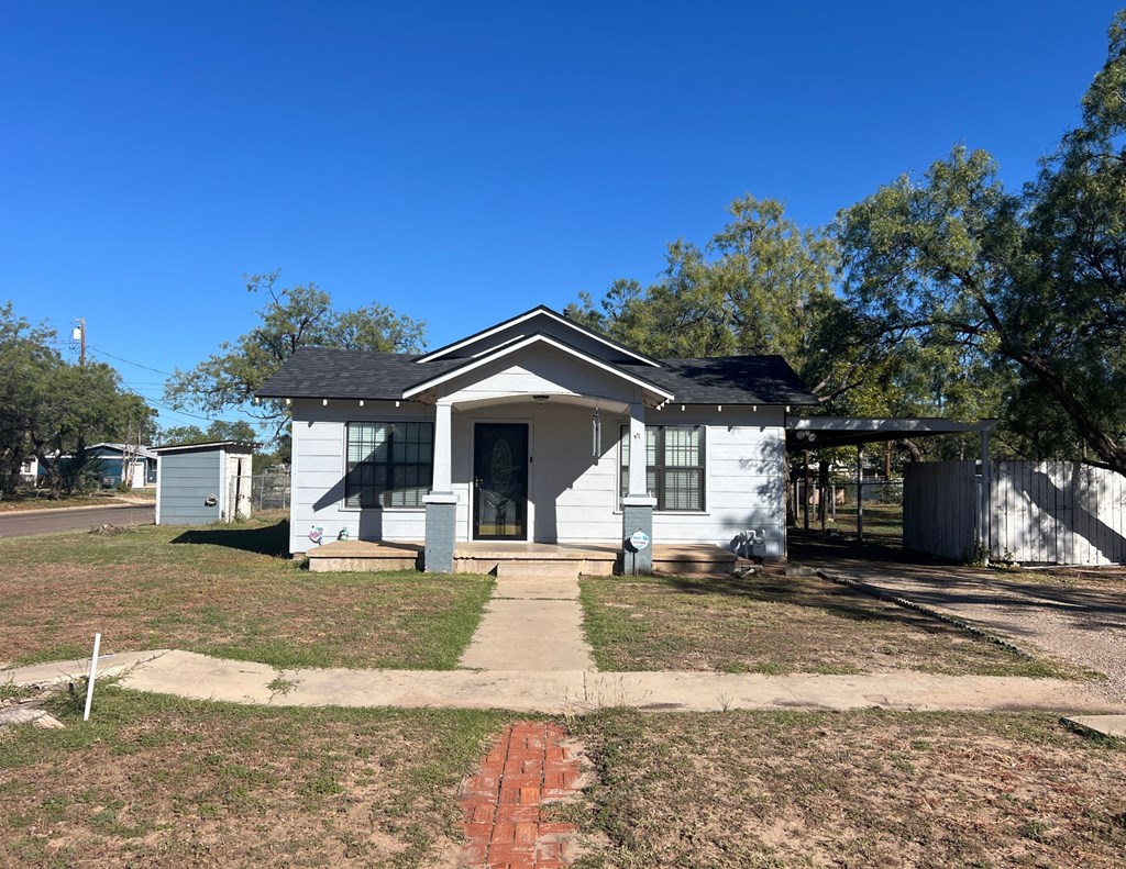 902 17th St, San Angelo, Texas image 2