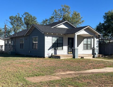 902 17th St, San Angelo, TX 76903 - MLS#: 125400
